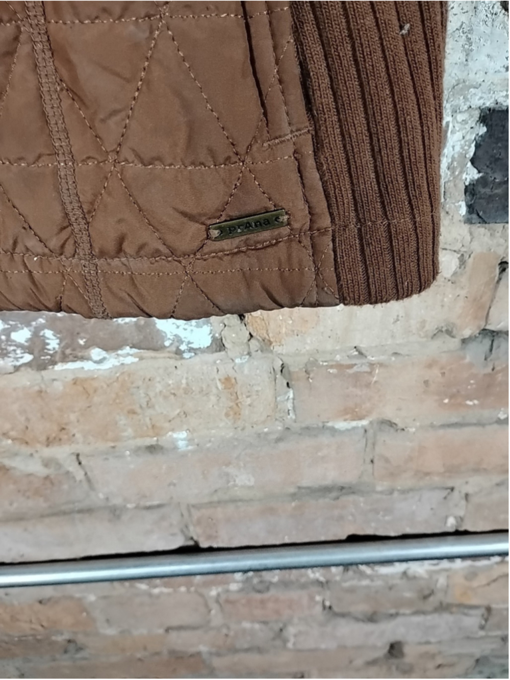 Prana Diva Dark Brown Terracotta Quilted Ribbed Sherpa Lined Zip Vest Large - Picture 5 of 5